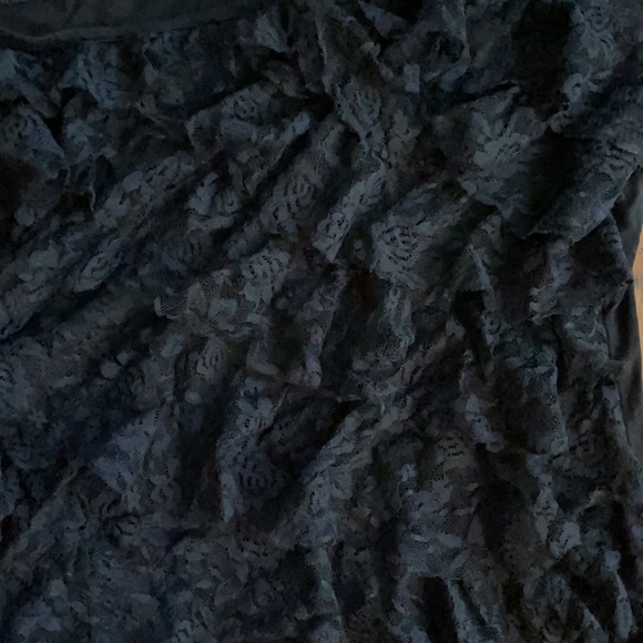 One shoulder ruffle black top Size says XL but definitely fits like a large. - Picture 2 of 2